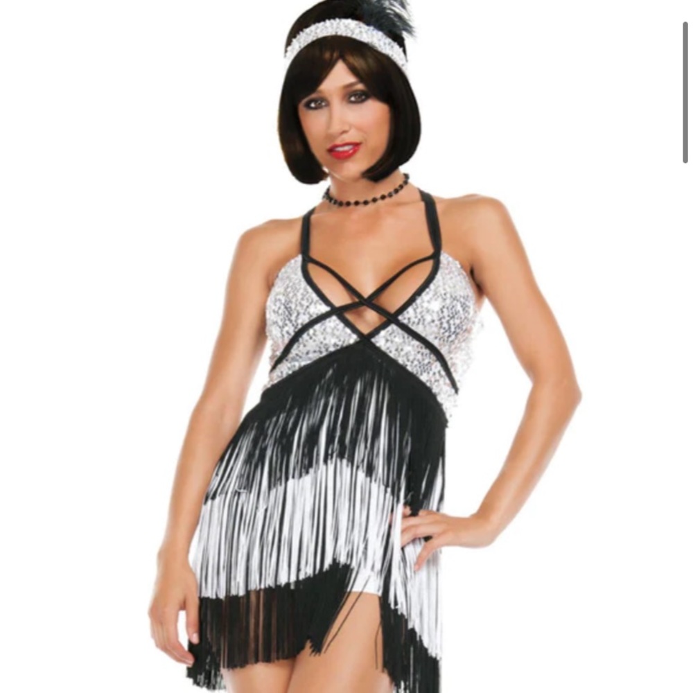 Woman’s flapper costume